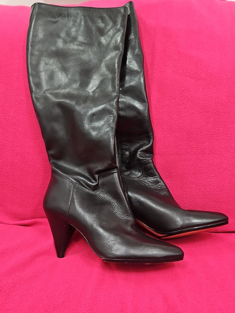 Michael Kors Black Pointed Toe Knee-High Leather Boots